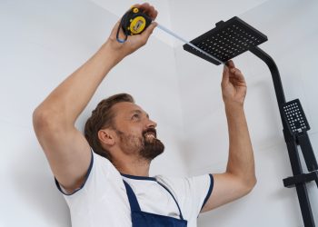 plumbing-professional-doing-his-job